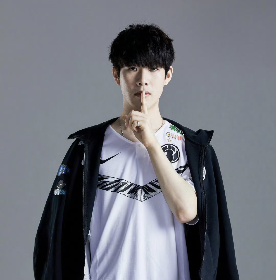 是西班牙足 是西班牙足