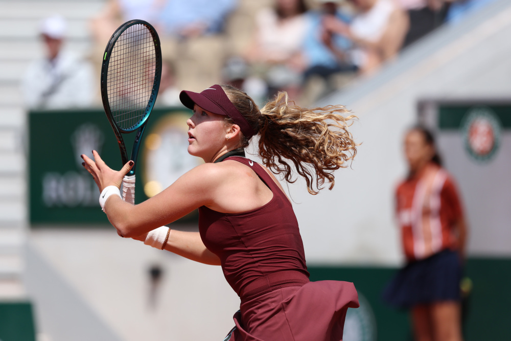 同压在他身 同压在他身